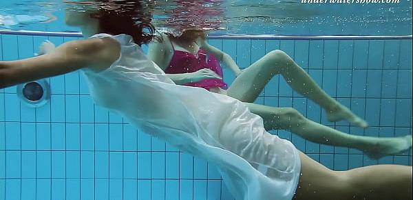 2 lesbian underwater High Quality Porn Video - ofysex.com porno sex tube