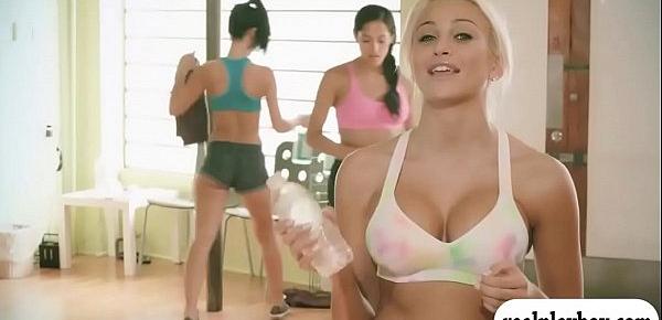 Miami Nude Yoga - jenny scorodomaglia naked yoga miami tv High Quality Porn Video -  ofysex.com porno sex tube